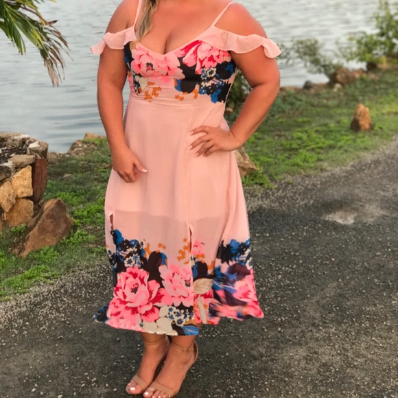 Express Dresses & Skirts - Beautiful Floral Express Dress